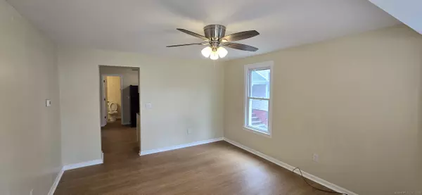 Middletown, CT 06457,203 East Main Street