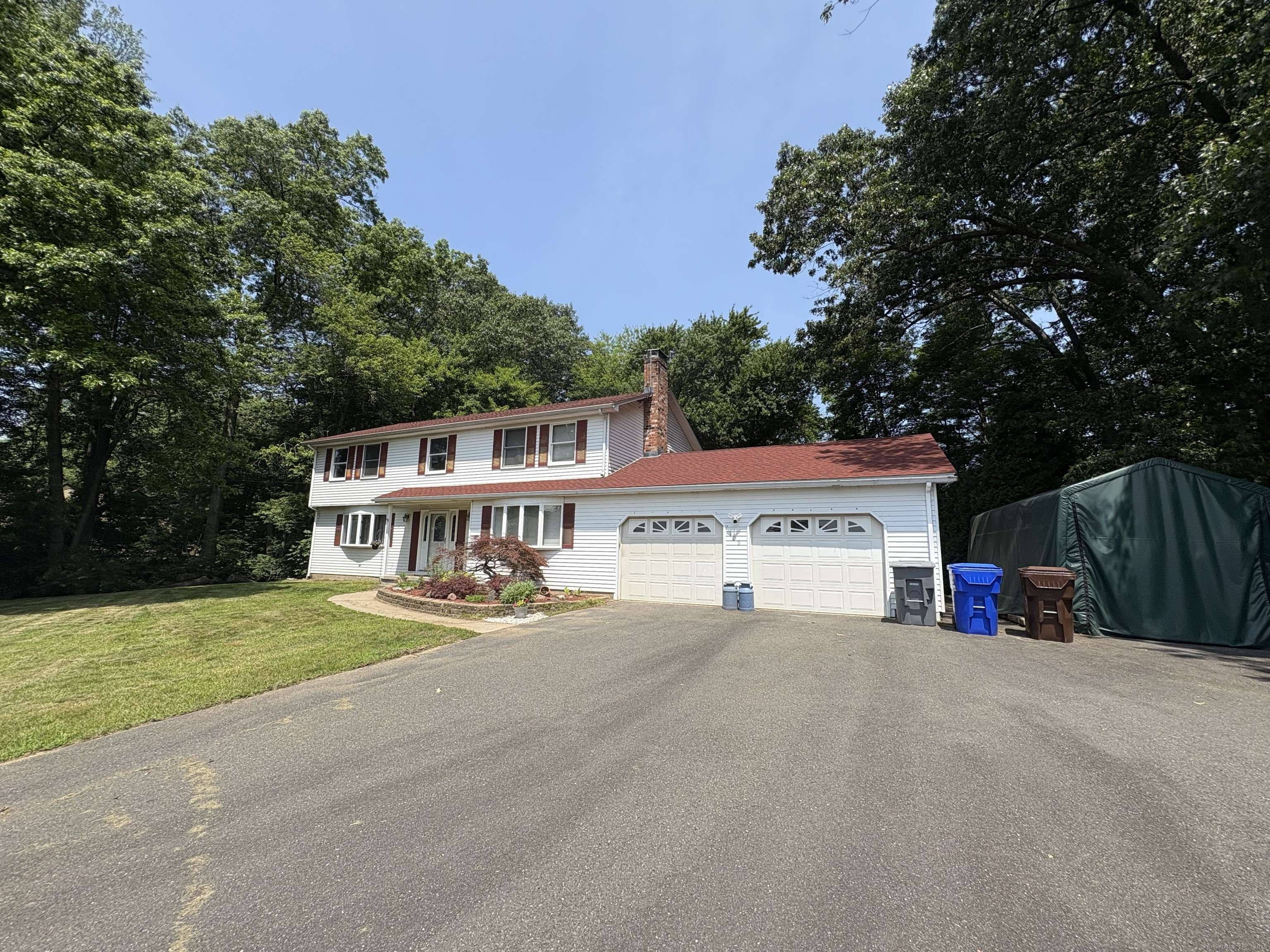 Enfield, CT 06082,109 Middle Road