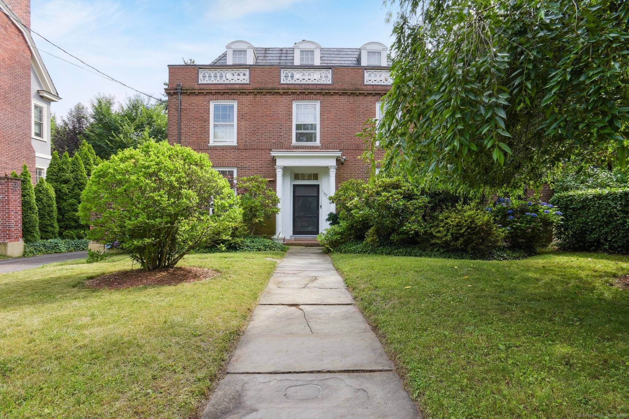 192 Bishop Street, New Haven, CT 06511