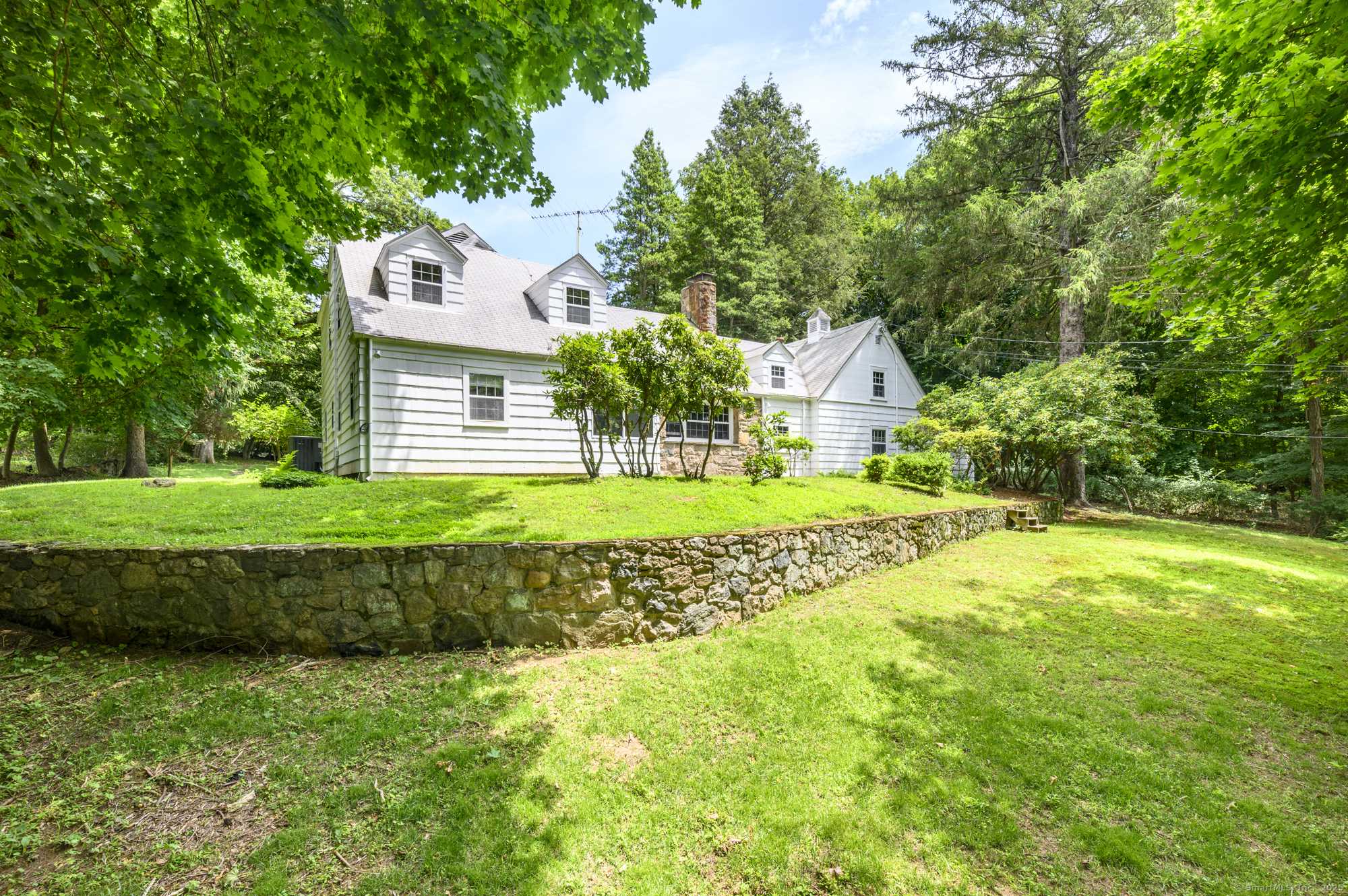 Stamford, CT 06903,397 Lakeside Drive
