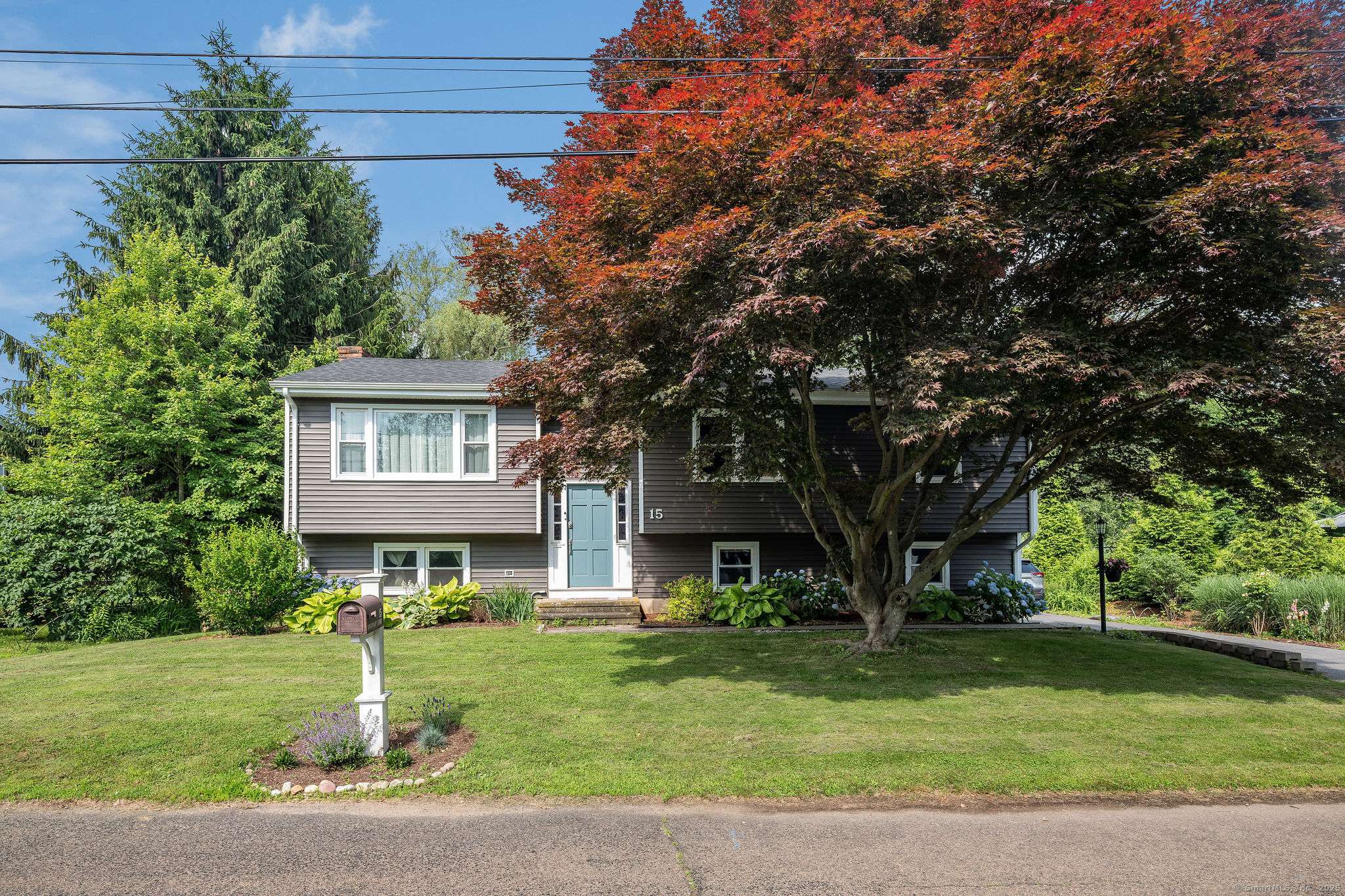 Guilford, CT 06437,15 Rosemary Lane