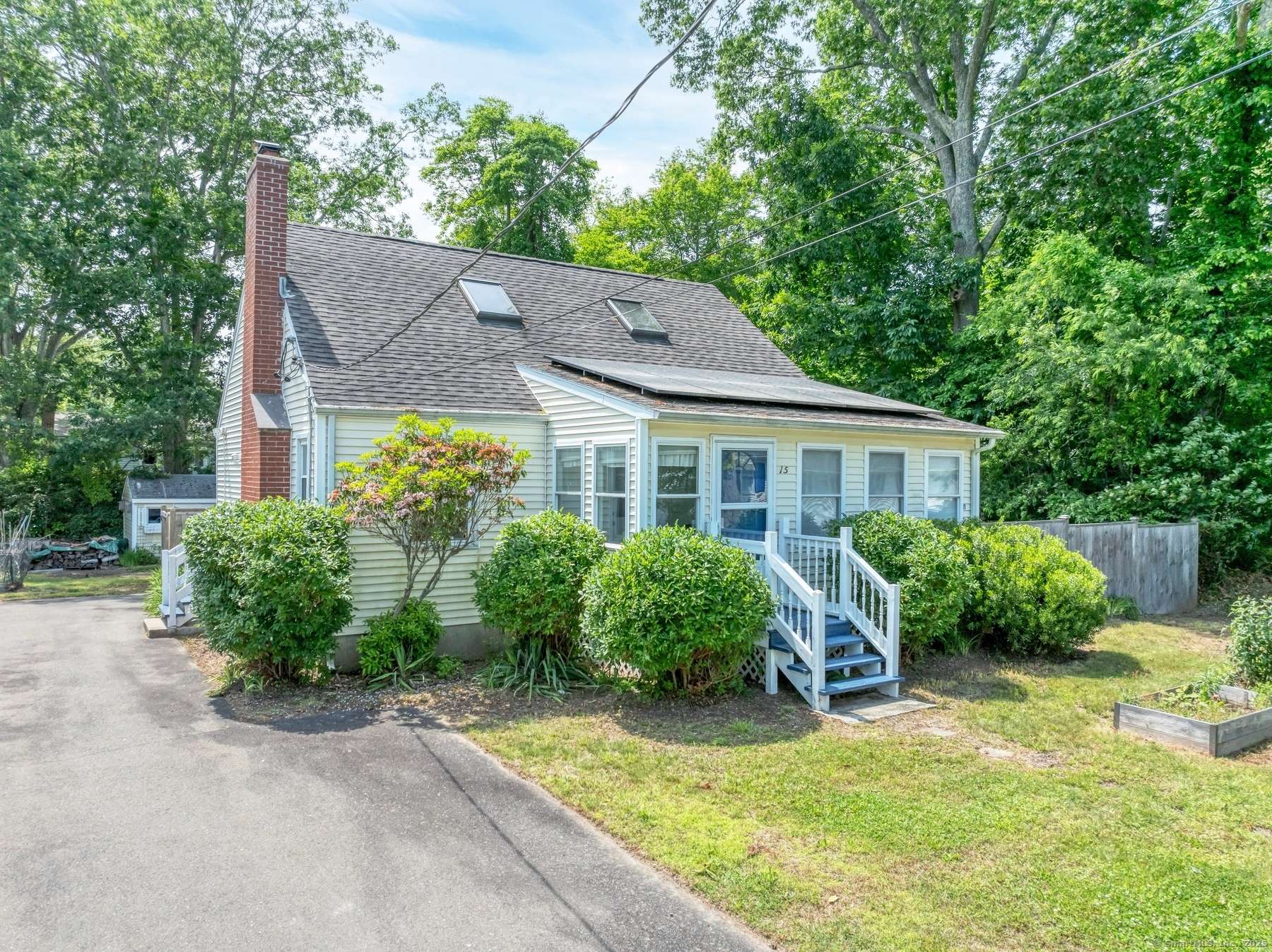 15 Hawks Nest Road, Old Lyme, CT 06371
