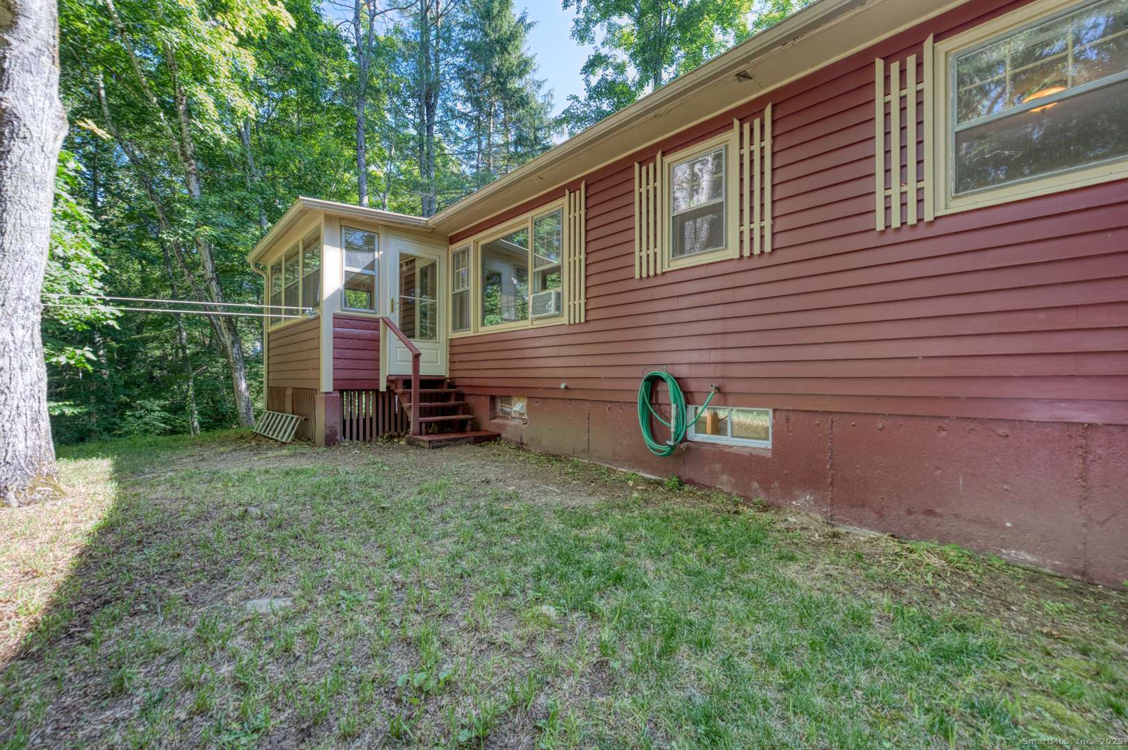 Mansfield, CT 06250,46 Mulberry Road