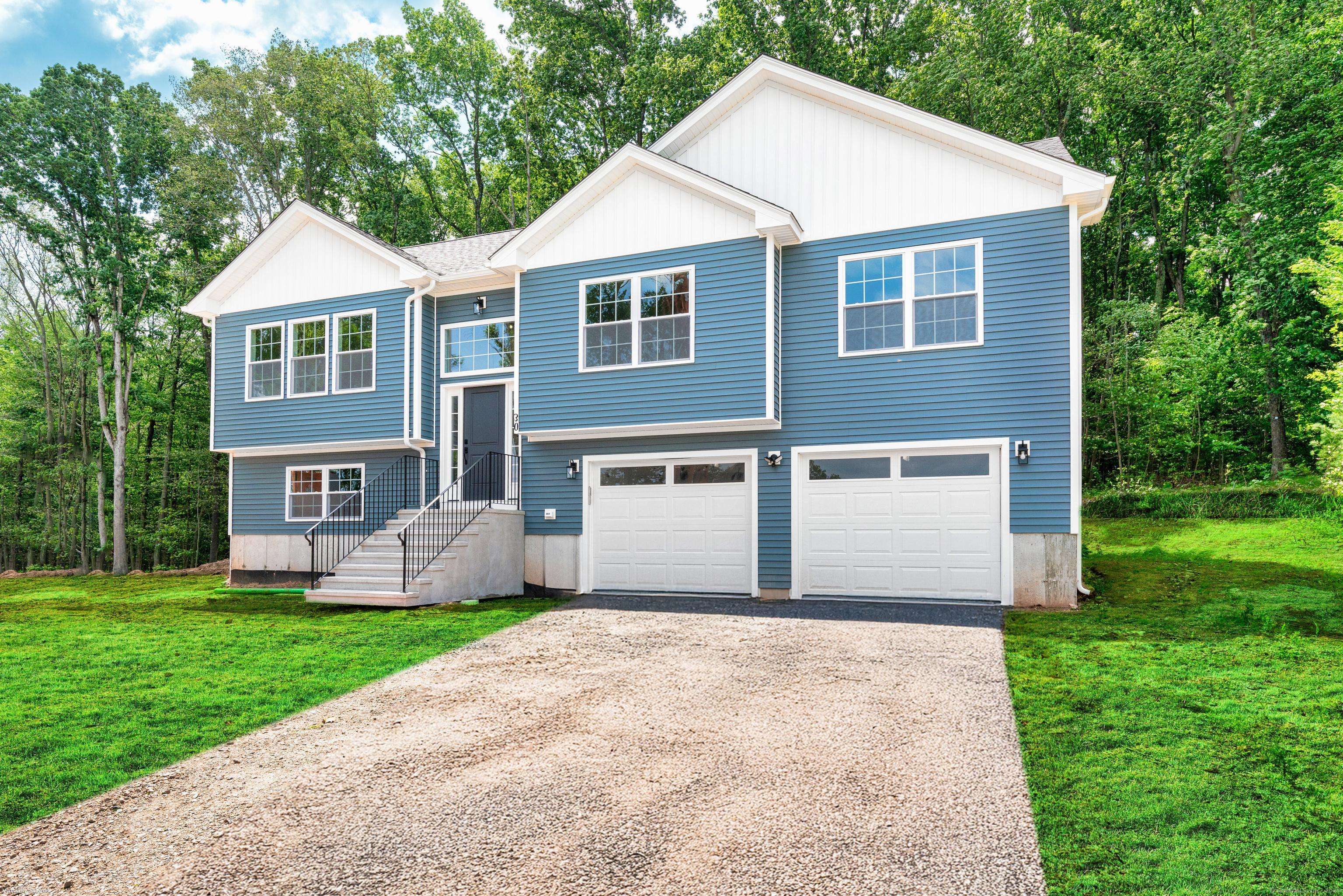 30 Desousa Drive, Manchester, CT 06040