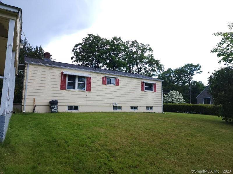 Middletown, CT 06457,20 Ridgewood Road