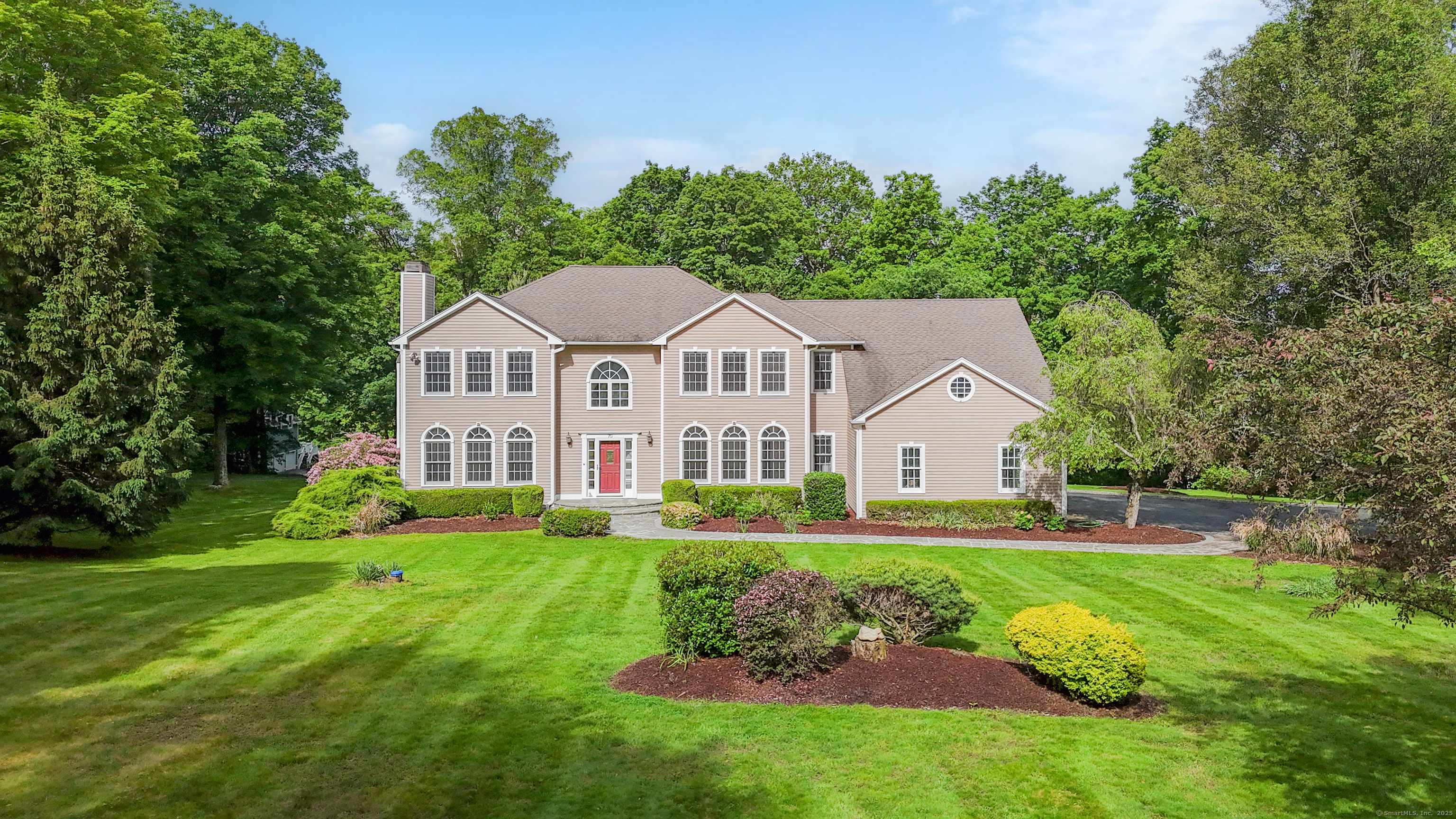 Southbury, CT 06488,70 Hunters Ridge Road