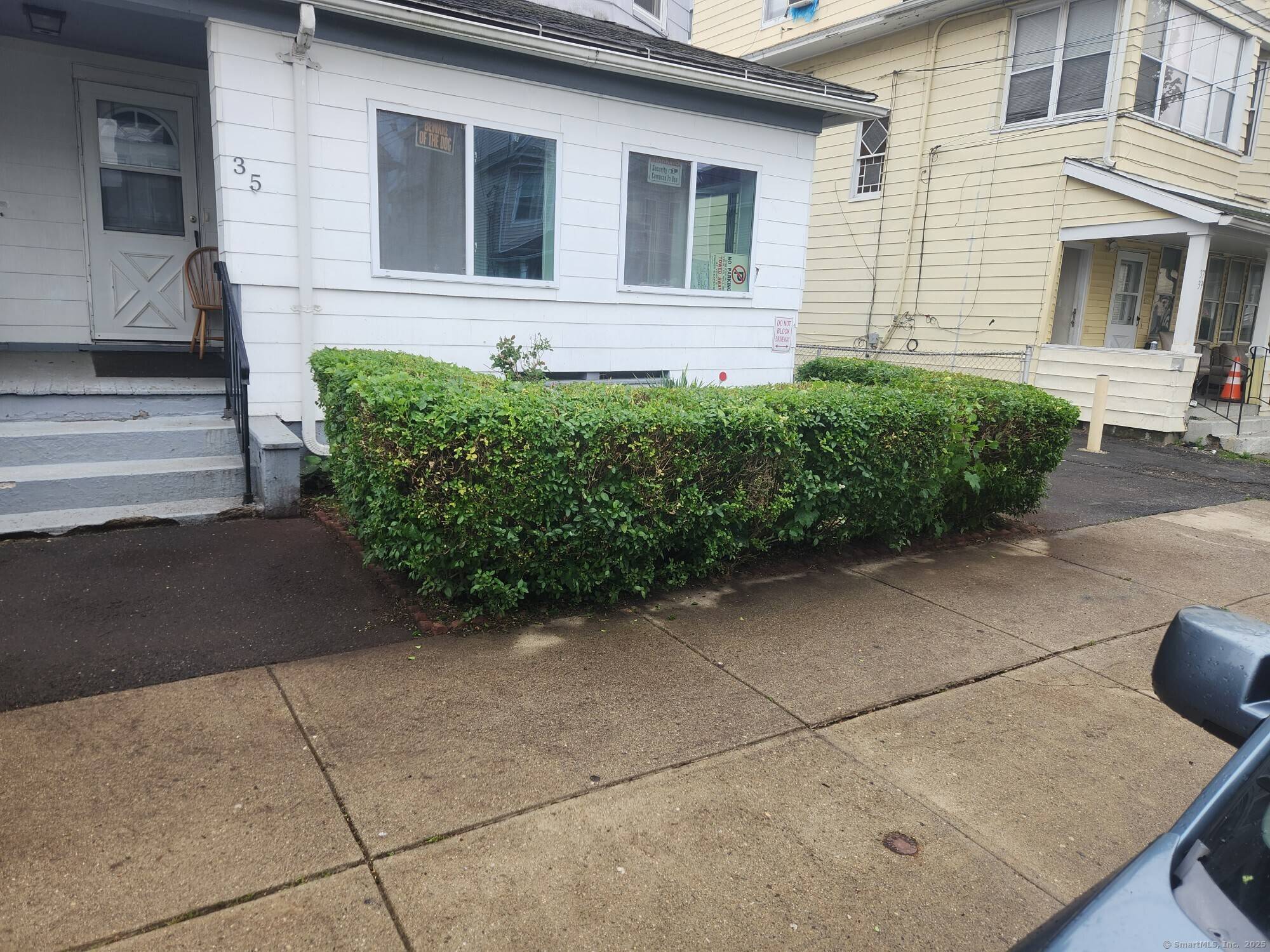 Bridgeport, CT 06606,33 Jackson Avenue