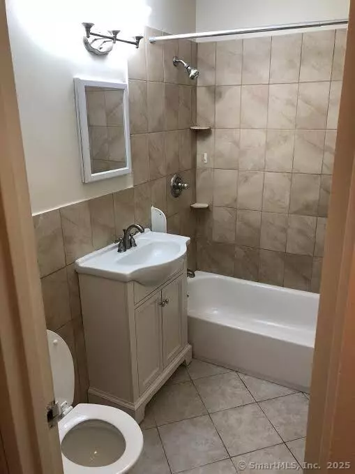 Stamford, CT 06901,99 Prospect Street #APT 2E
