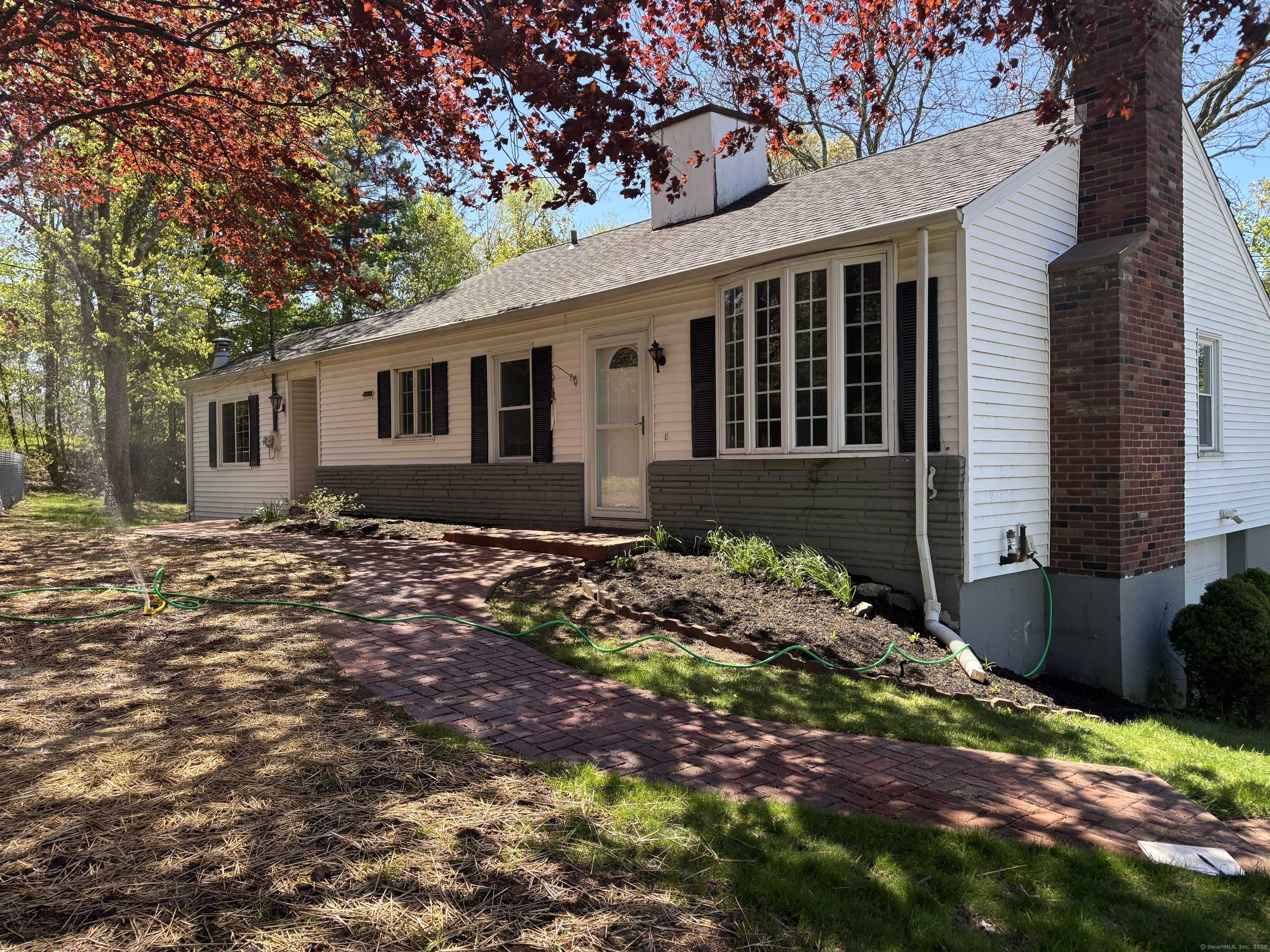 69 Bassett Road, North Haven, CT 06473