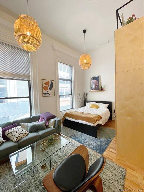 139 Orange Street #202, New Haven, CT 06510