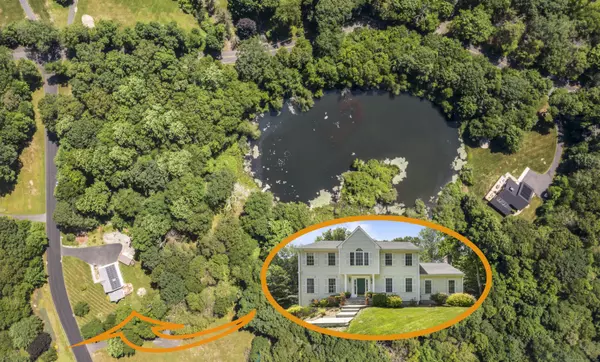 Southbury, CT 06488,33 Pond View Drive