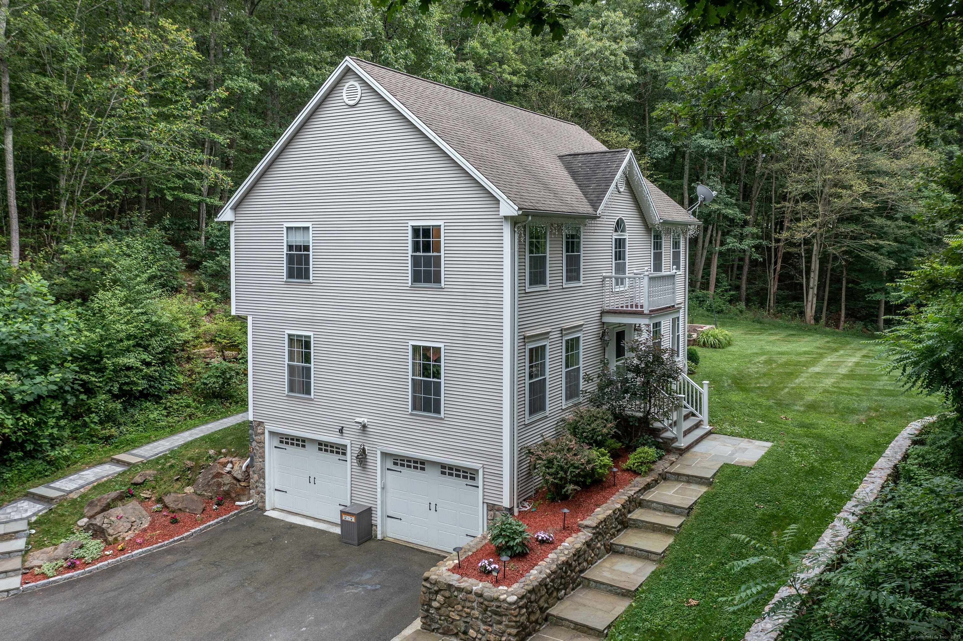 Southbury, CT 06488,64 Short Rock Road