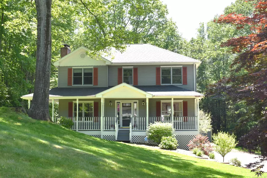 28 Forest Road, Stafford, CT 06076