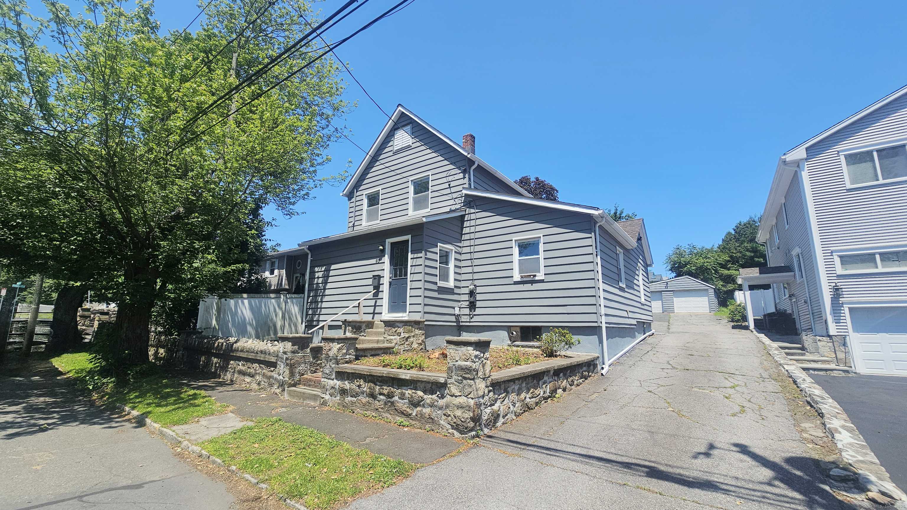 Stamford, CT 06907,83 Mulberry Street