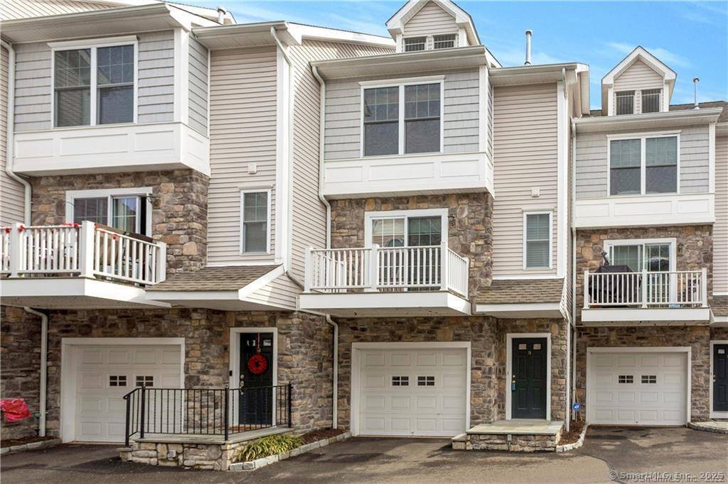 85 Camp Avenue #APT 7I, Stamford, CT 06907