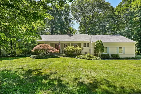 20 Ground Pine Lane, Easton, CT 06612