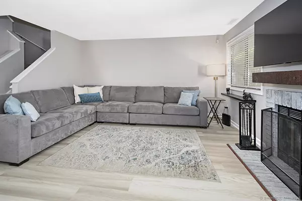 Stamford, CT 06906,150 Hope Street #APT 18