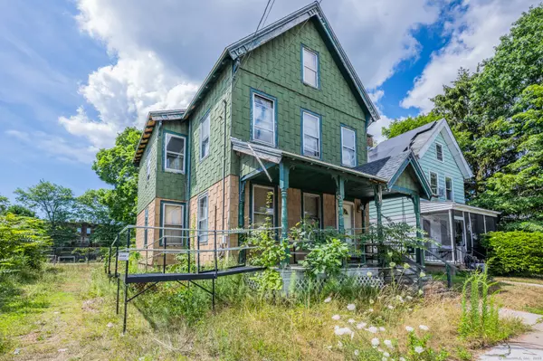 Hamden, CT 06514,22 Cherry Ann Street