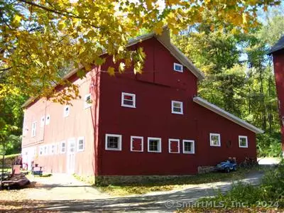 Watertown, CT 06795,1206A Bassett Road #A