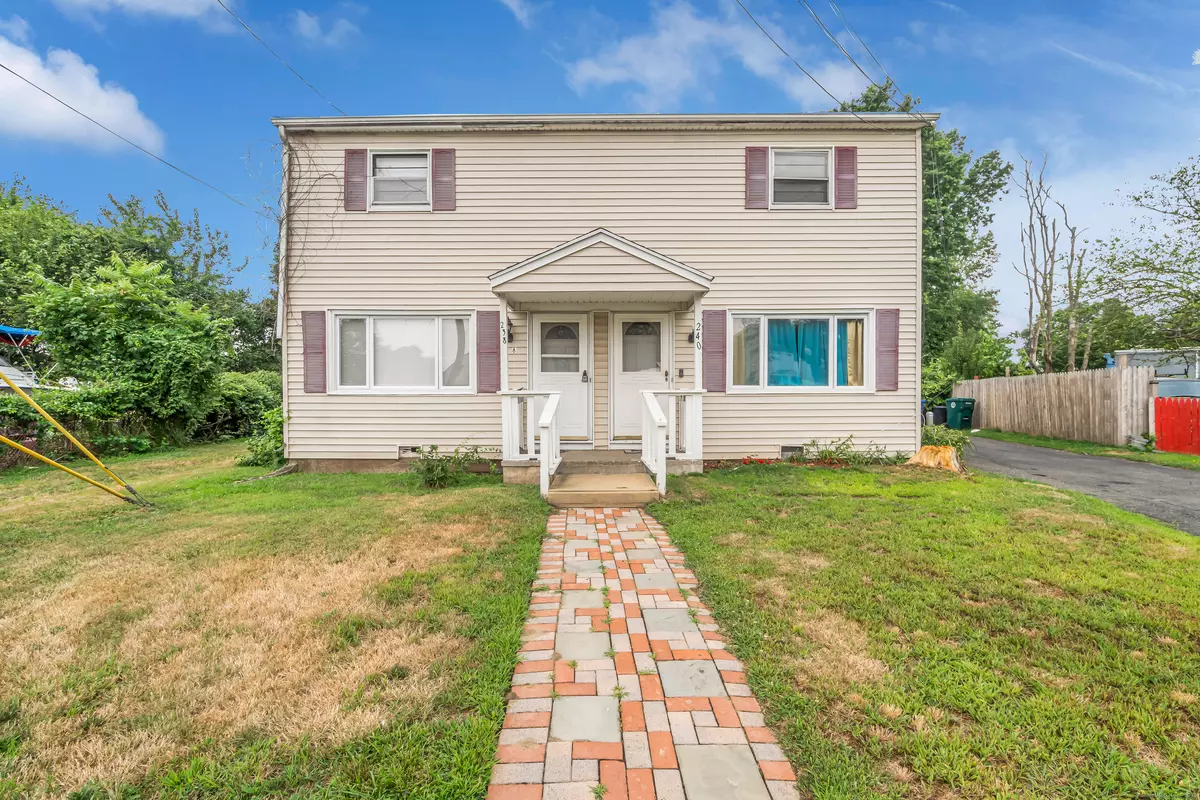 Stratford, CT 06615,238 Larkin Court