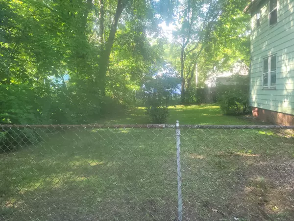 New Haven, CT 06511,255 Starr Street