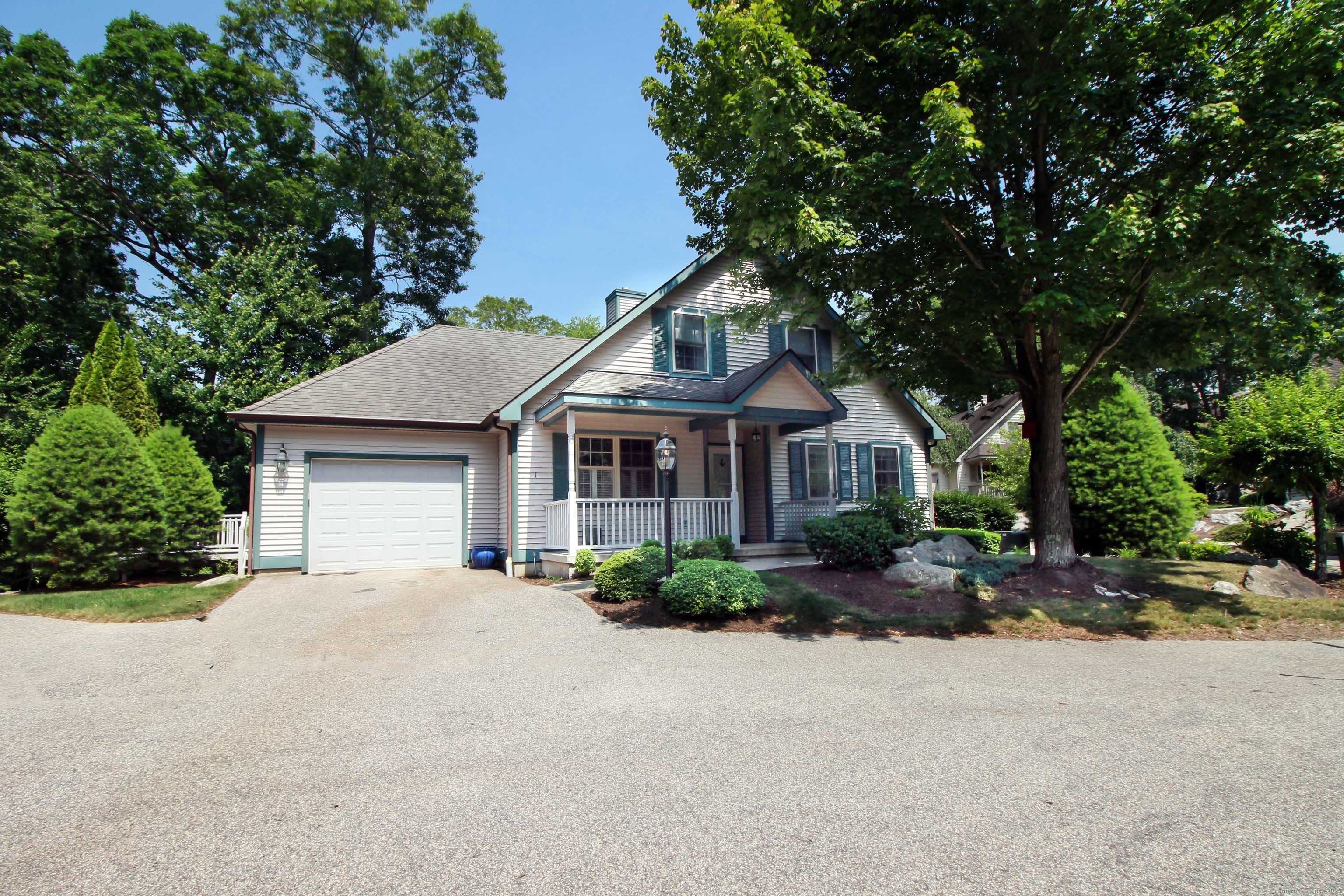 1 Chestnut Drive #1, East Lyme, CT 06357