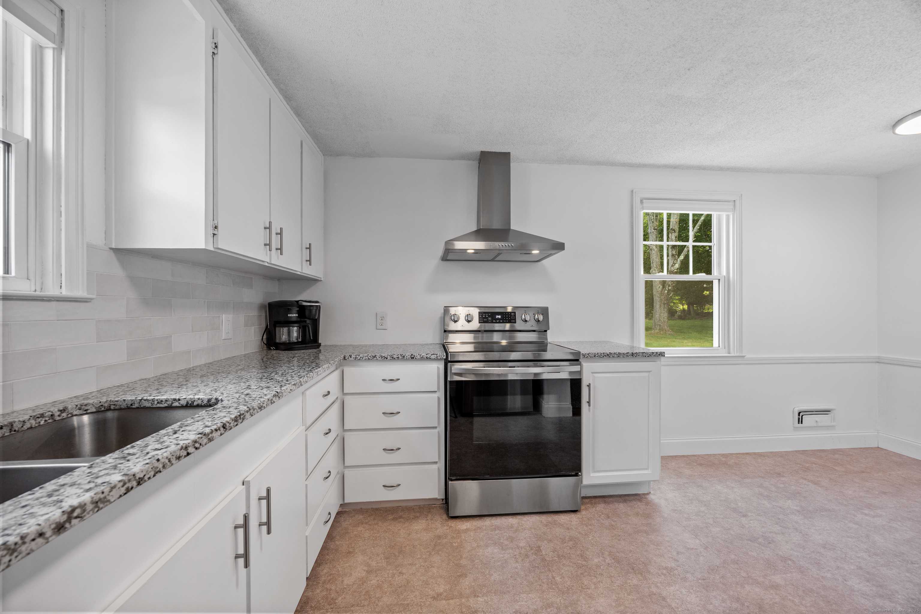 Newington, CT 06111,51 Francis Drive
