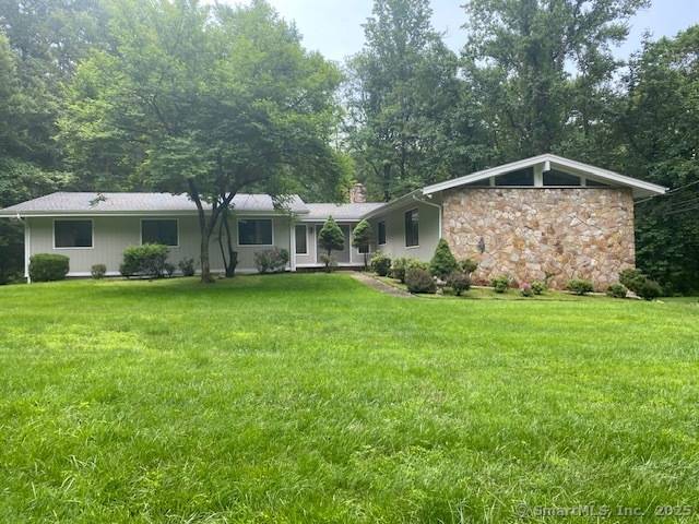 11 Mountain Wood Road, Stamford, CT 06903