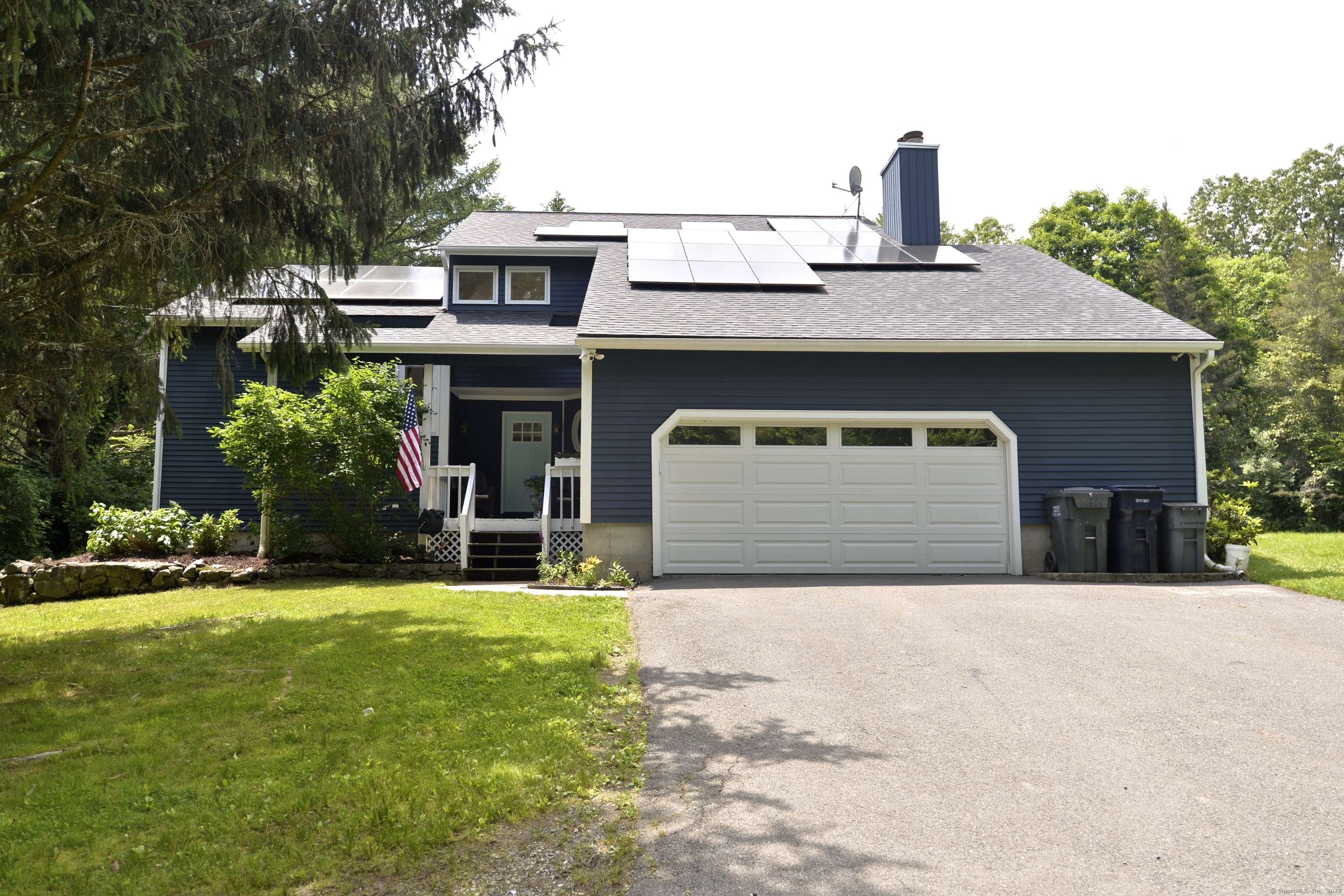 33 Oneil Road, Oxford, CT 06478