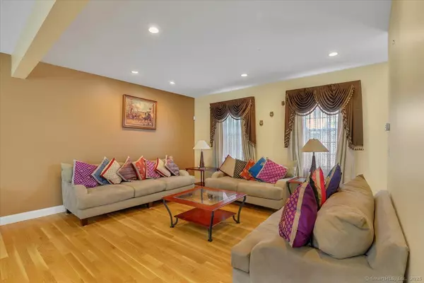 Middletown, CT 06457,188 Saddle Hill Drive
