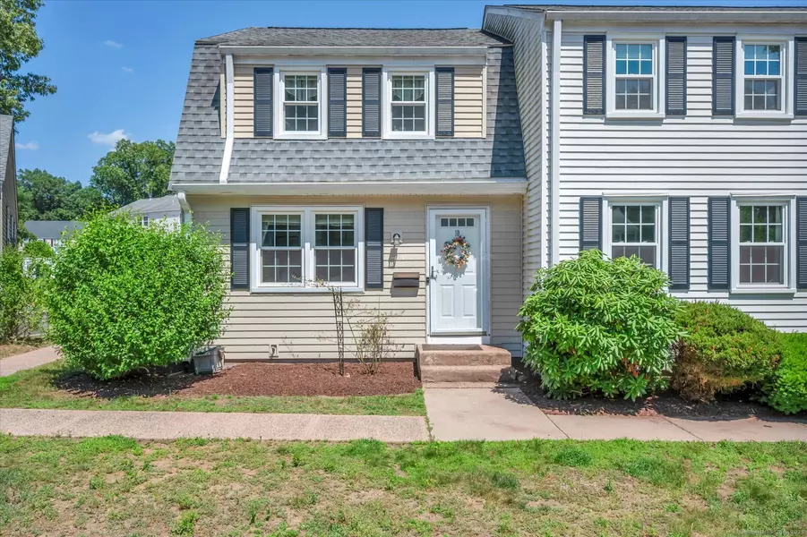 10 Redbud Lane #10, Glastonbury, CT 06033
