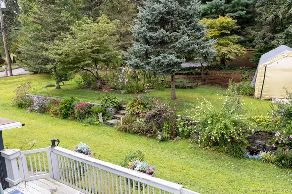 Deep River, CT 06417,46 Hemlock Drive