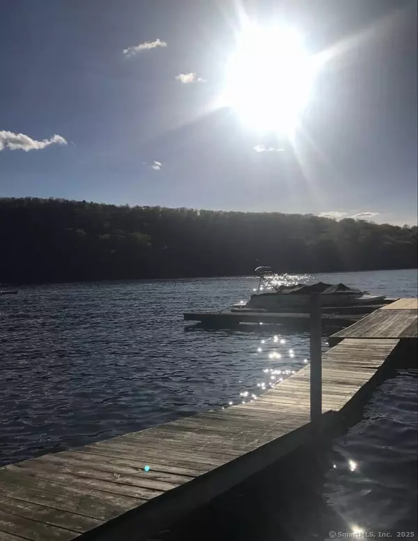 New Milford, CT 06776,7 Eagle Drive