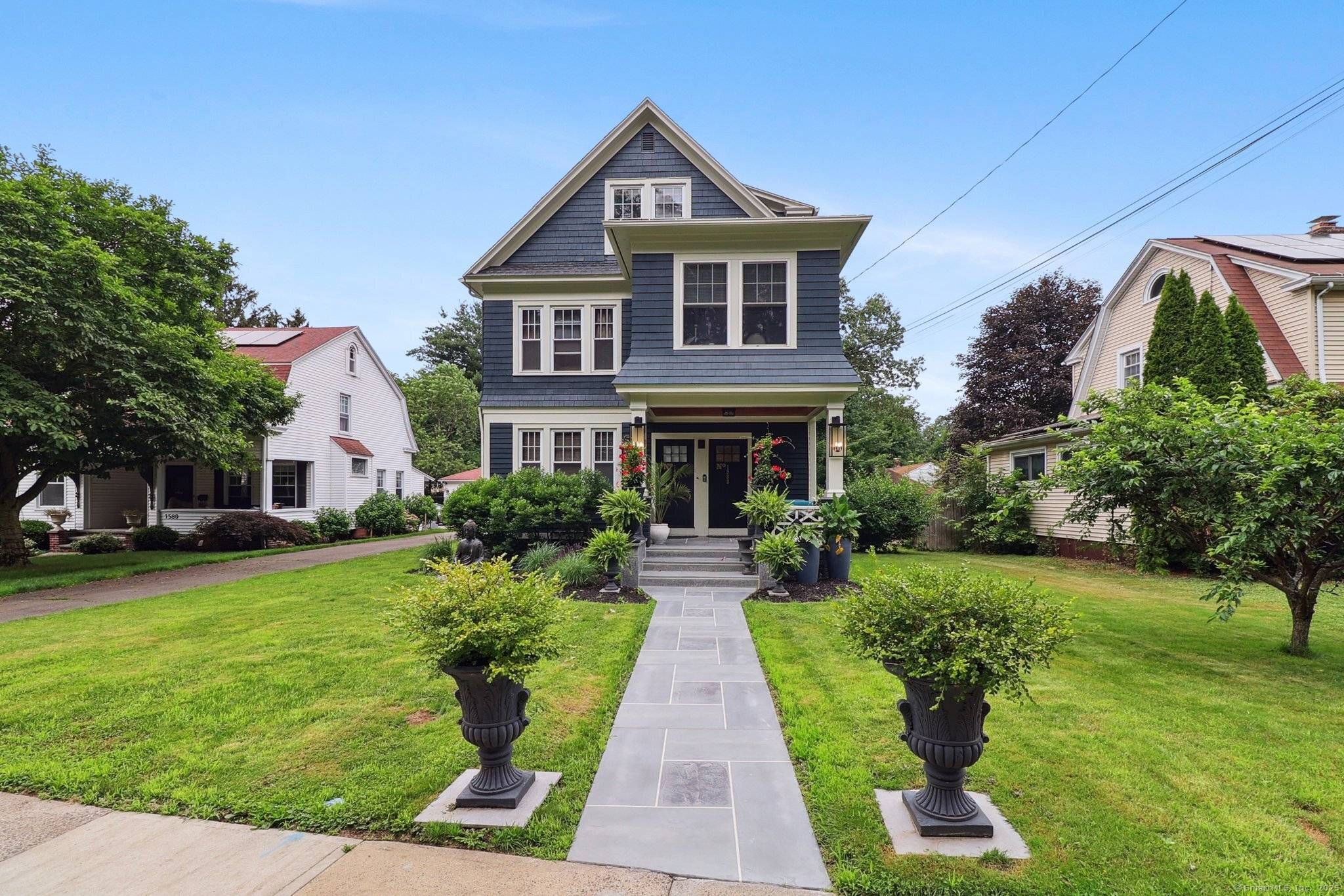 1586 Whitney Avenue #1, Hamden, CT 06517