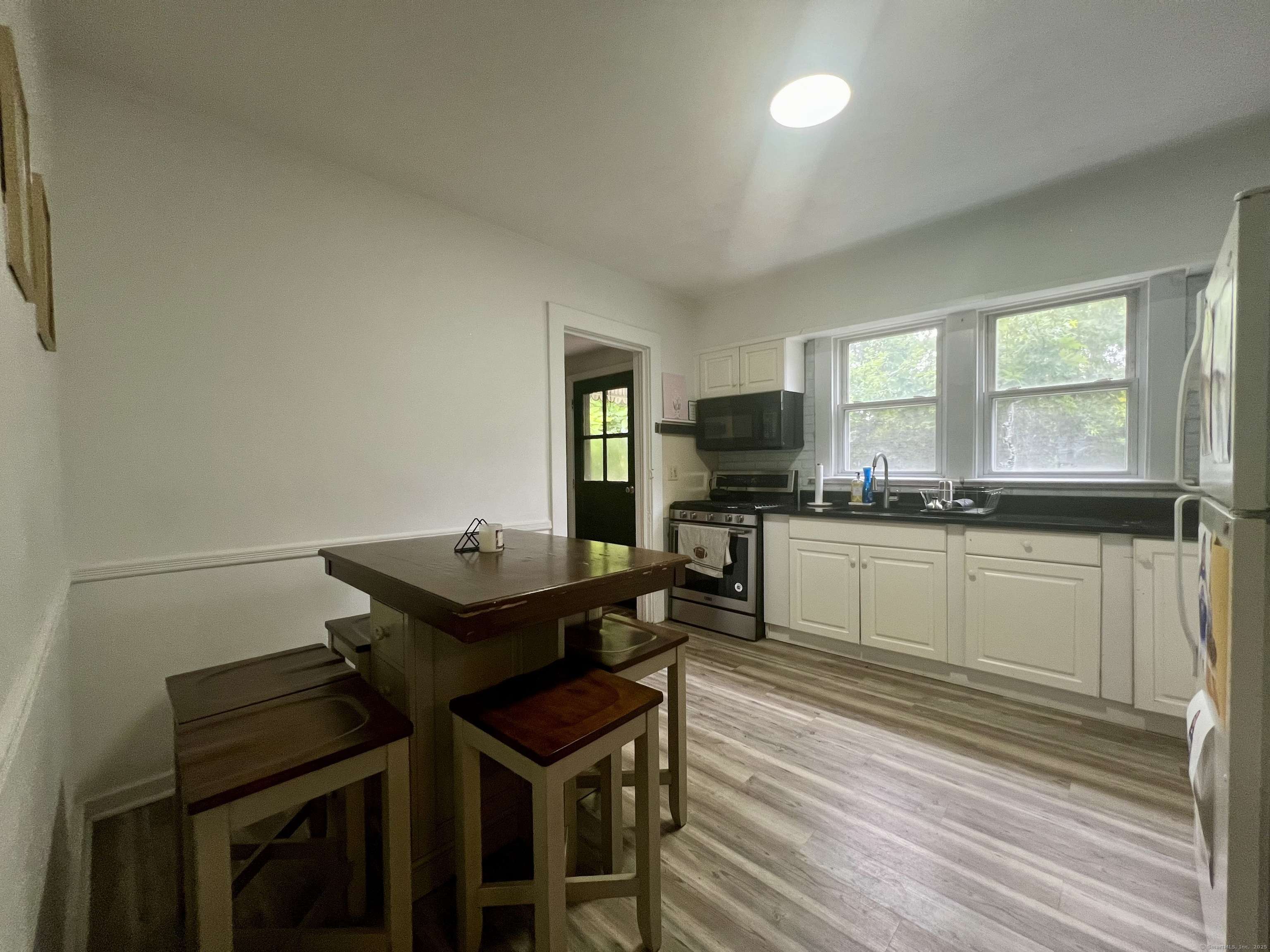 West Haven, CT 06516,71 Forest Road