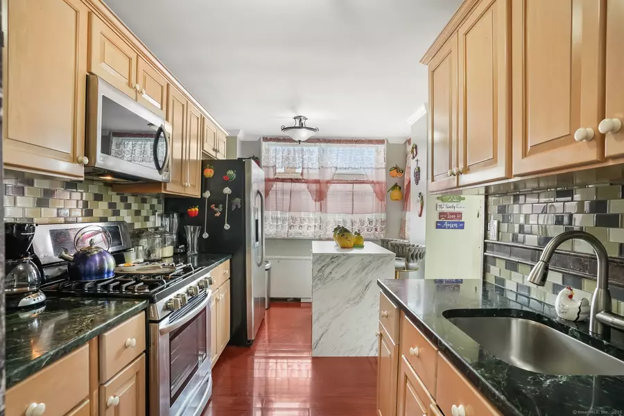 2370 North Avenue #5E, Bridgeport, CT 06604