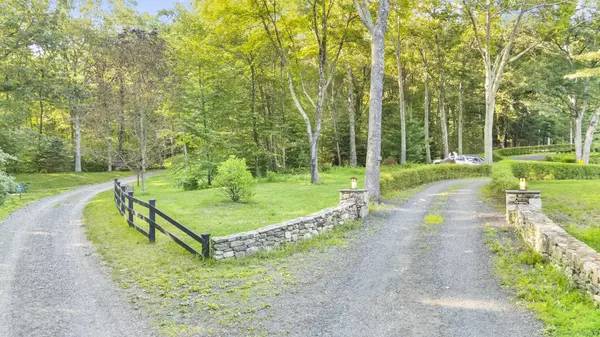 Roxbury, CT 06783,28 Old Lane