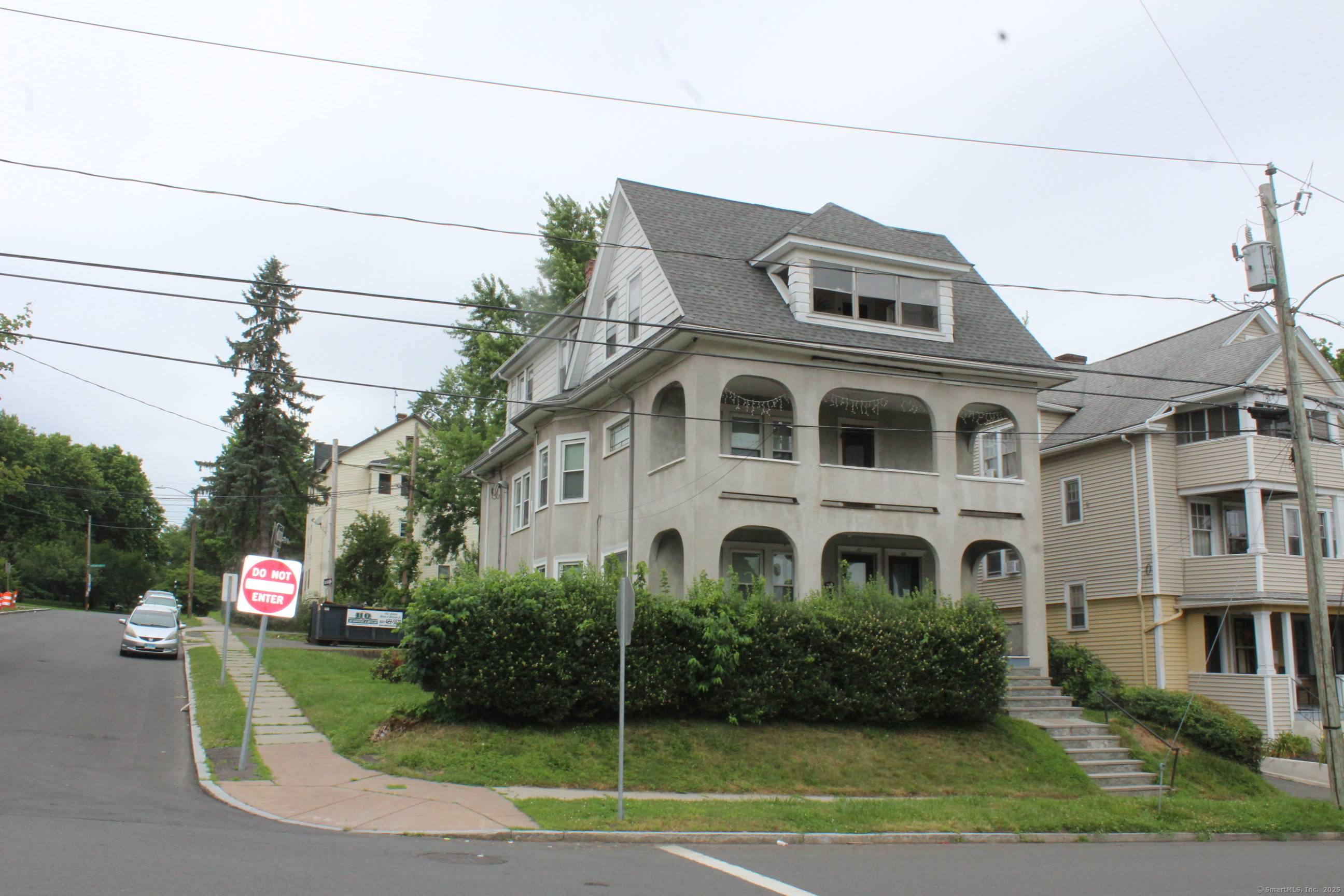 45 Grandview Terrace, Hartford, CT 06114