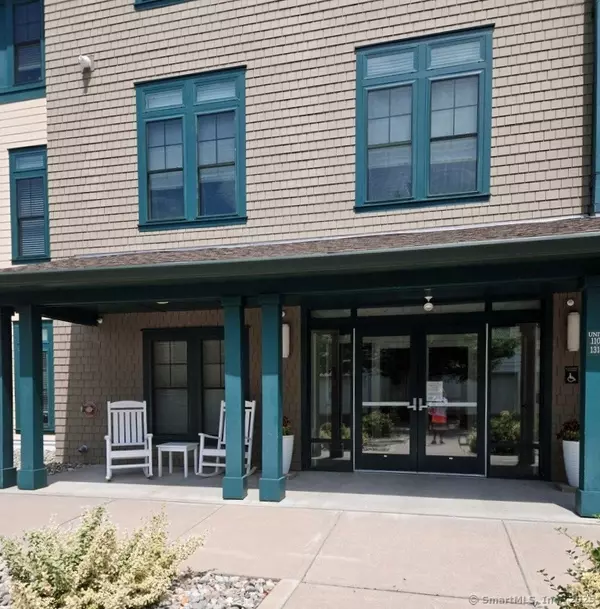 38 Hope Street #1101, East Lyme, CT 06357