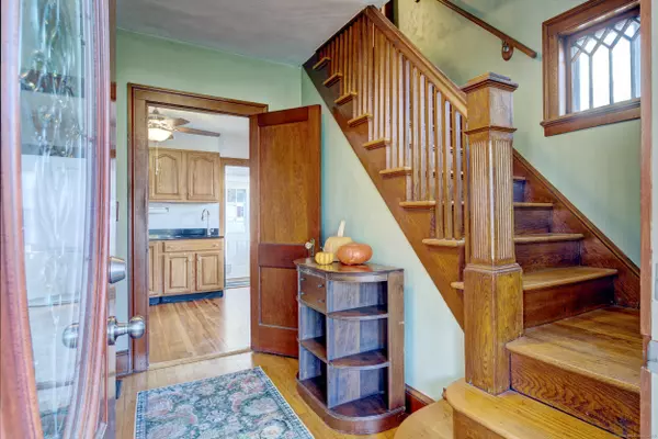 Wethersfield, CT 06109,11 Yale Street