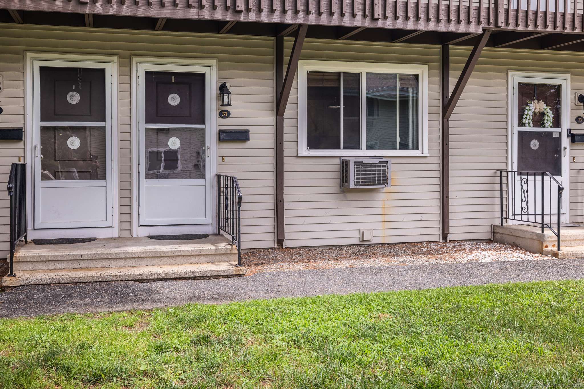New Milford, CT 06776,31 Bostwick Arms #31