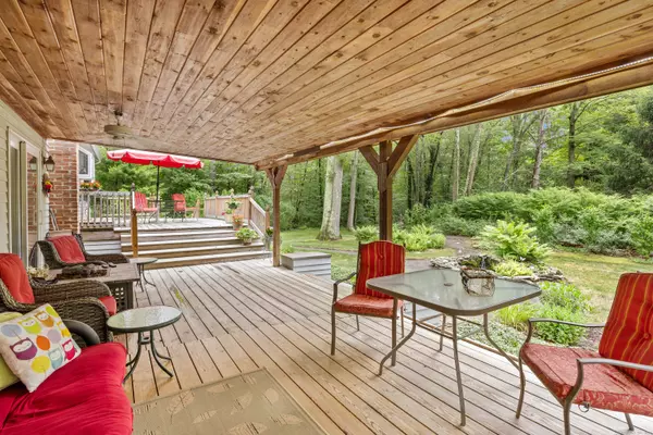 East Hampton, CT 06424,36 Abbey Road