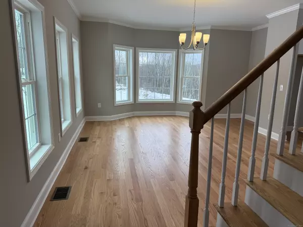 Burlington, CT 06013,39 Jerome Avenue