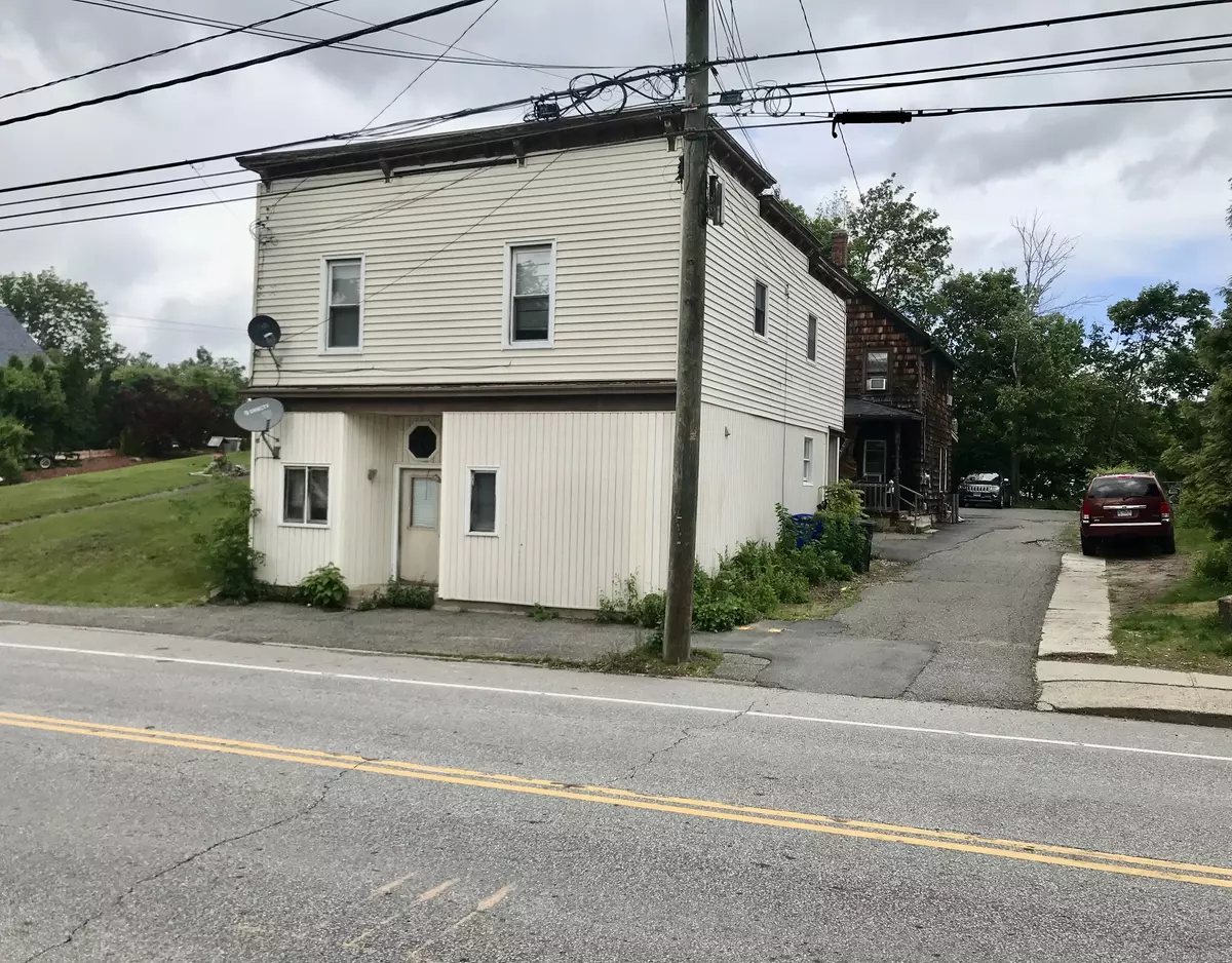 Torrington, CT 06790,393 South Main Street