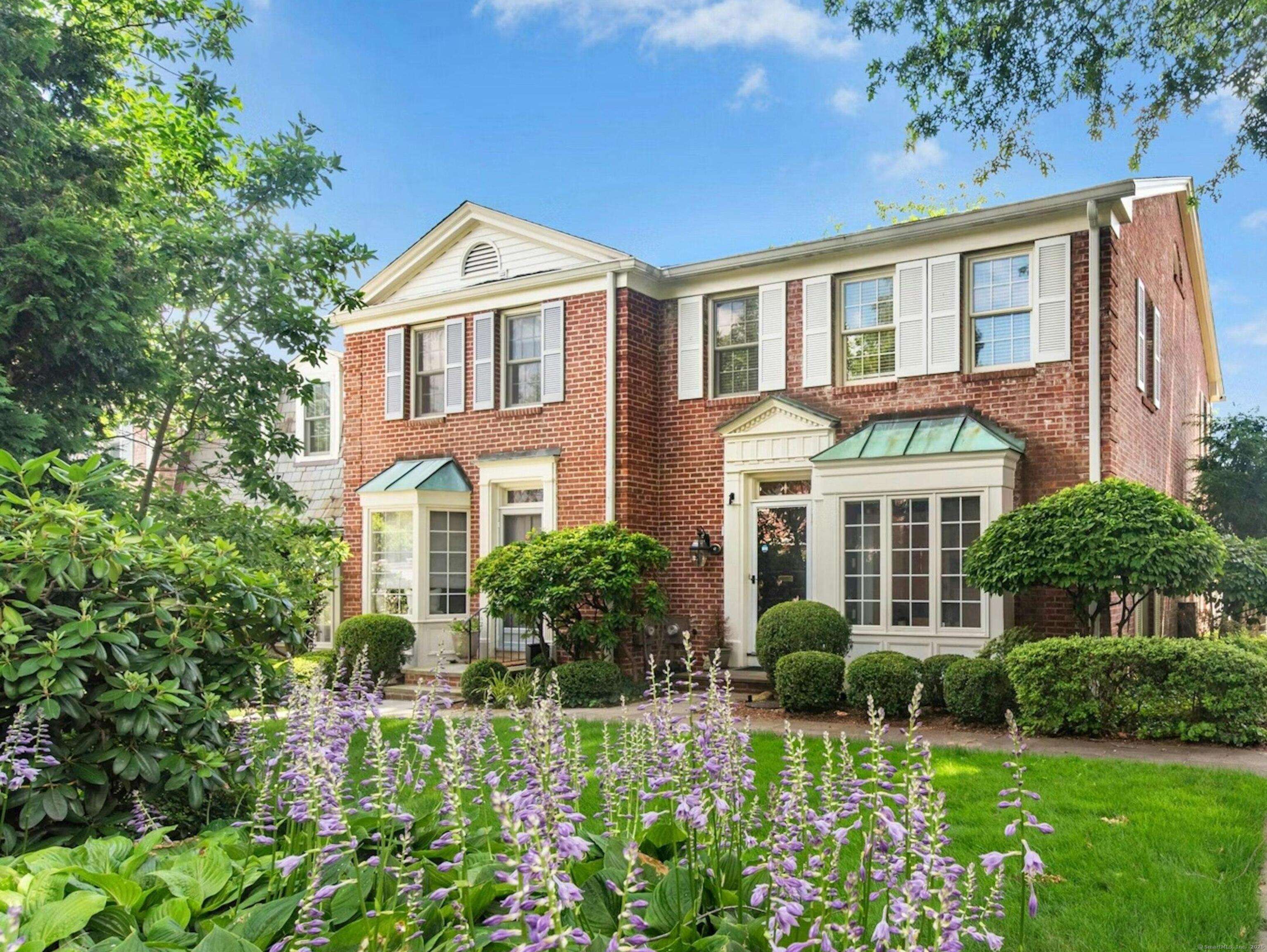 312 Elm Street #APT 9, New Canaan, CT 06840