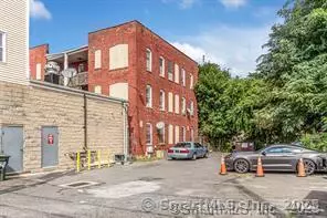 Bridgeport, CT 06610,1804 Barnum Avenue