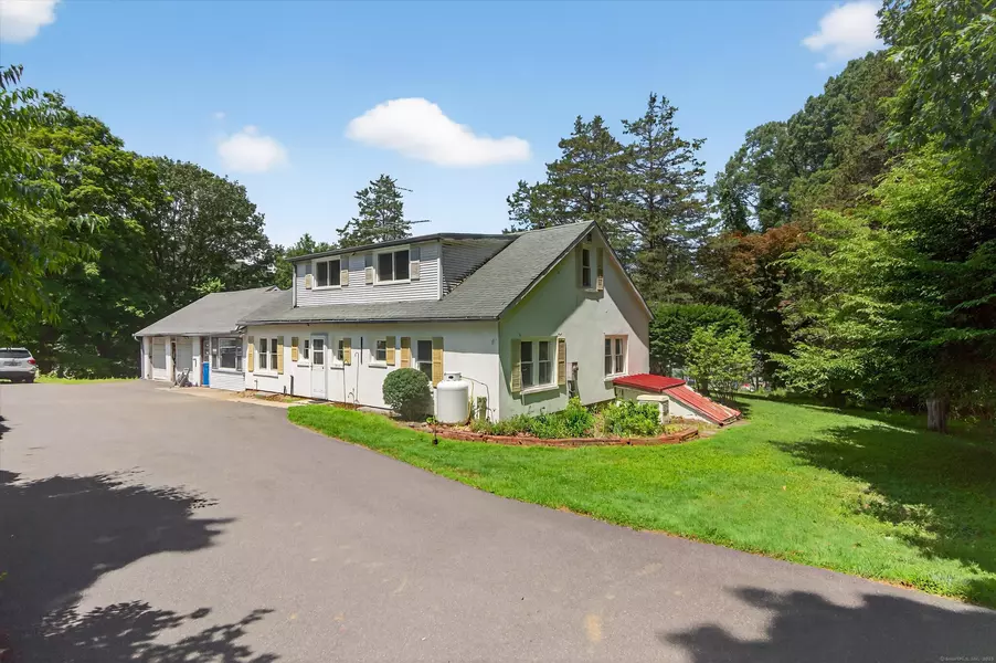 3 Moody Lane, Danbury, CT 06811