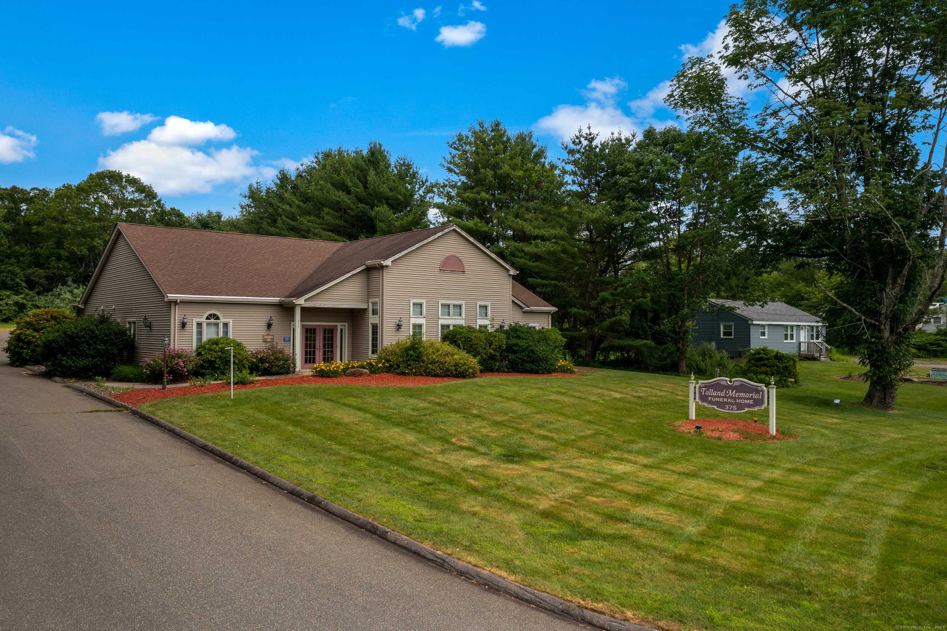 Tolland, CT 06084,375 Merrow Road