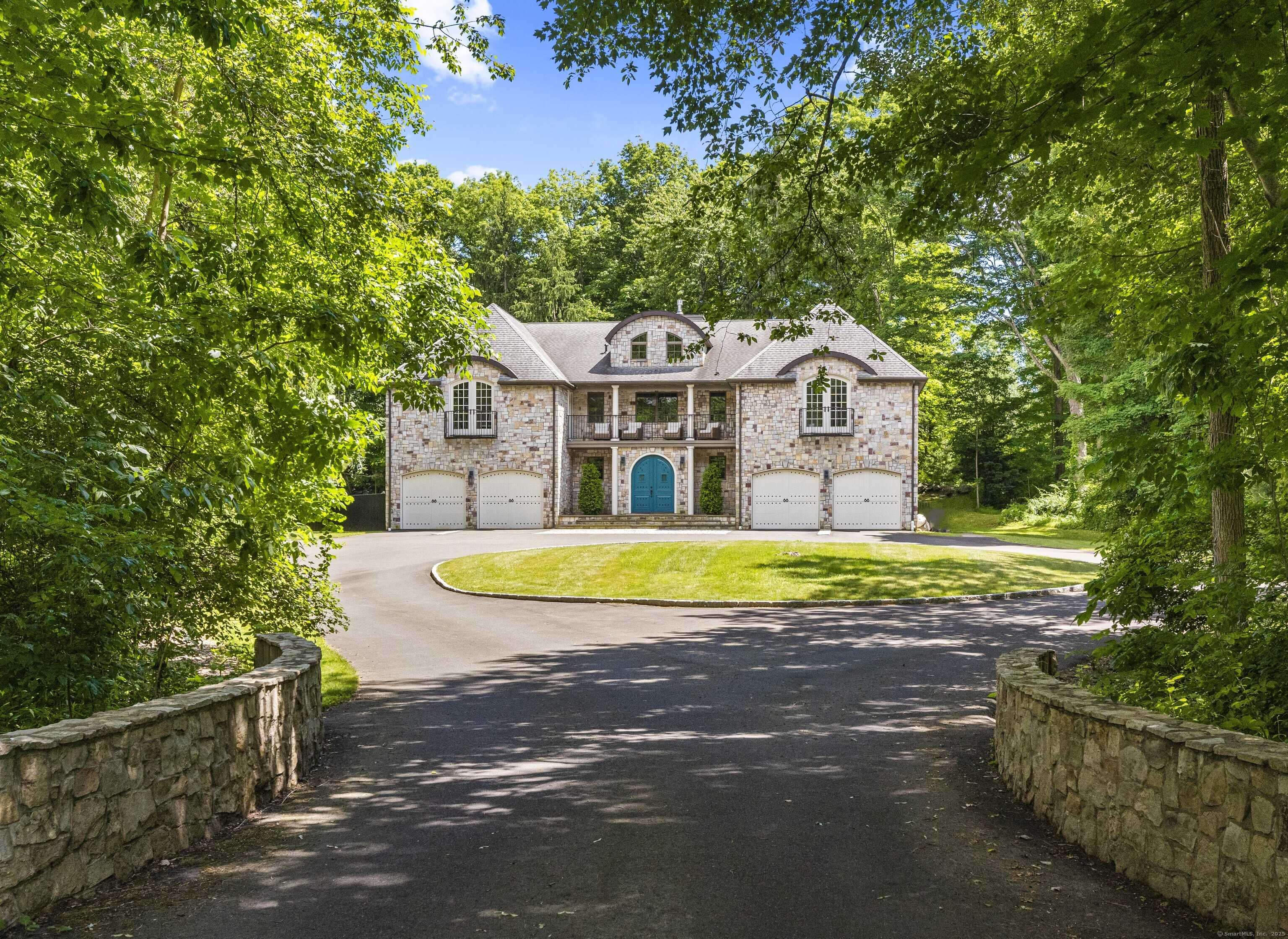 584 Boston Post Road, Madison, CT 06443