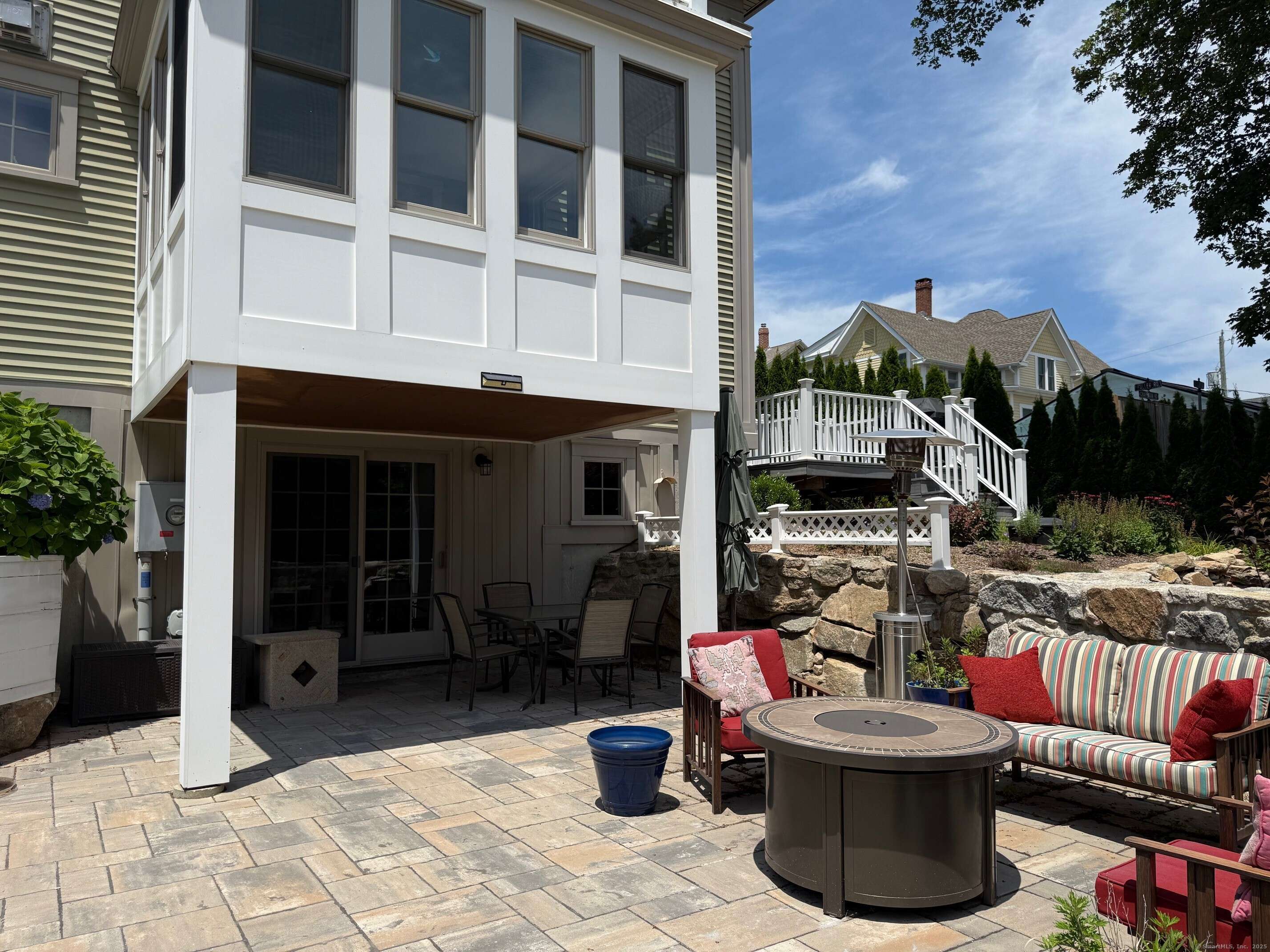 Stonington, CT 06378,5 Lees Court